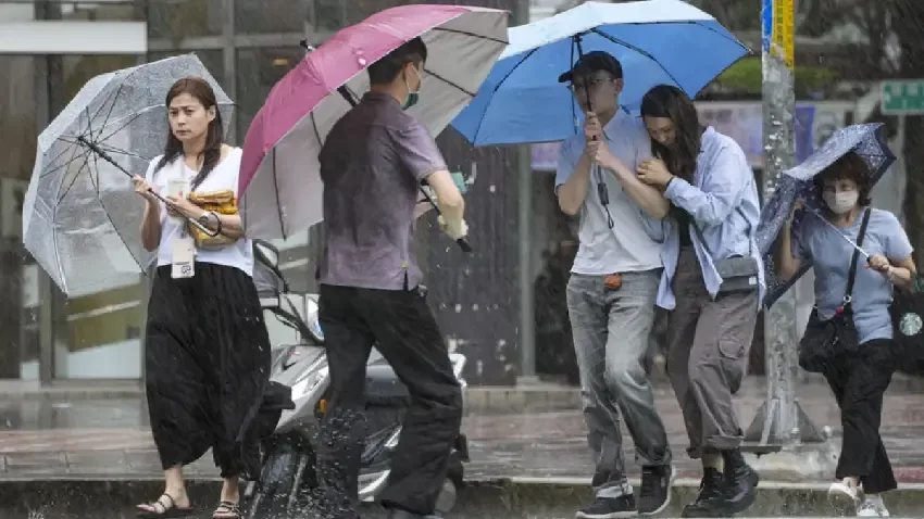 颱風要來？8縣市急發特報慎防豪雨！ 第 2 張