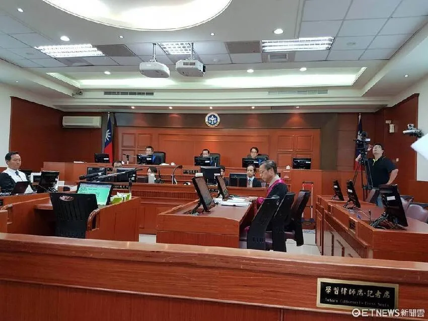 台語歌后遭爆與人夫過夜 正宮闖入逼簽百萬本票 第 4 張