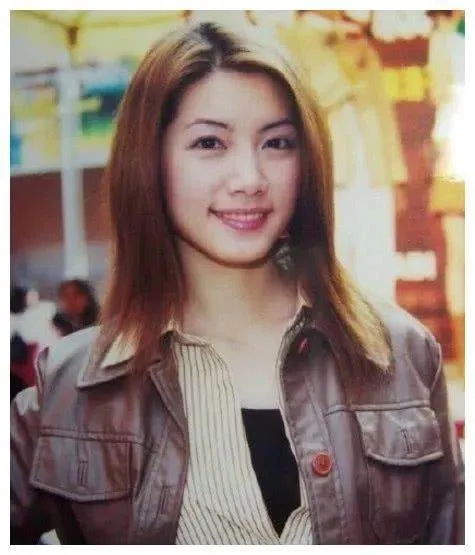 玉女形象崩壞?台灣「最美公車」47歲仍單身,背後真相是… 第 12 張