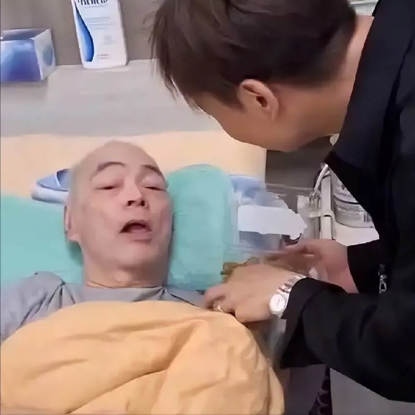 震撼!73歲樂壇天王失智住安養院驚傳1年半沒洗澡、長褥瘡月燒12萬 第 18 張